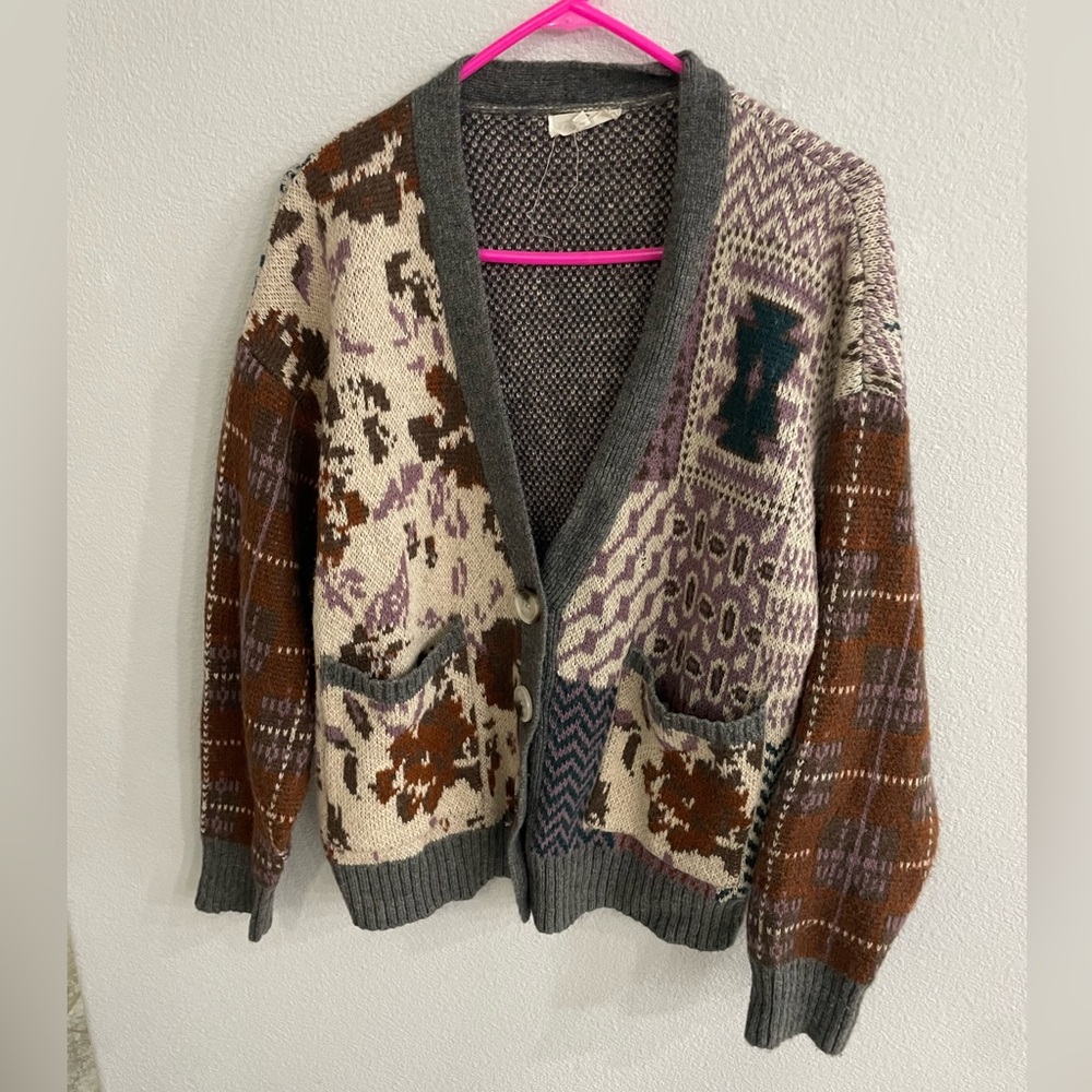 Entro cardigan.